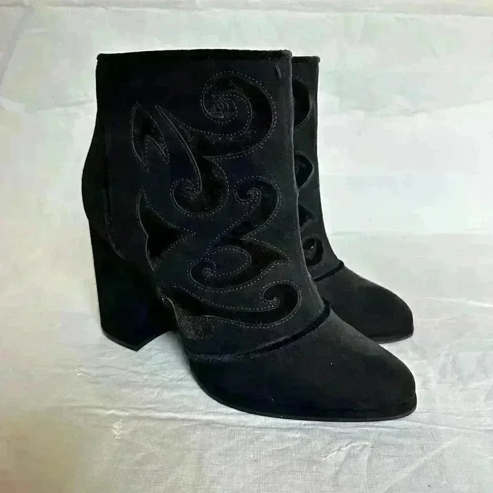 Cloudwalkers Green Avenue Broome Boots/Booties Size US 9W Black Velvet Burnout